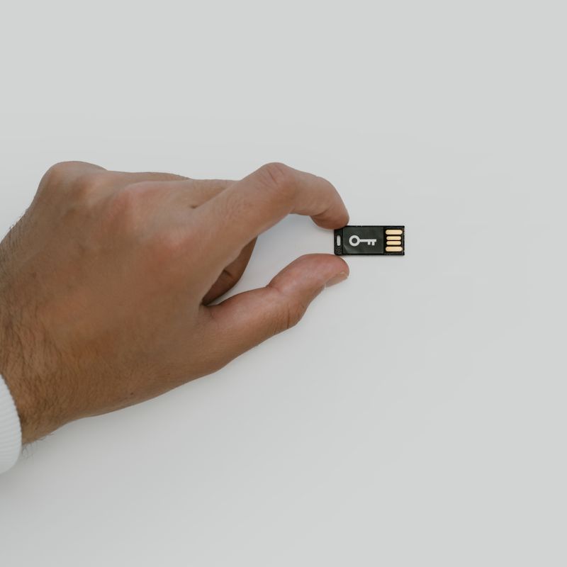 Lipstick USB Flash Drive